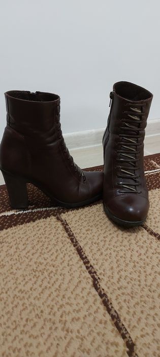 Боти естествена кожа