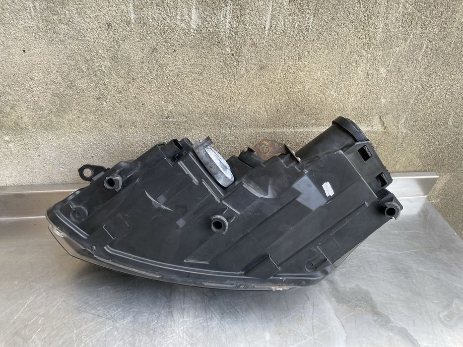 Far dreapta Vw Golf 6