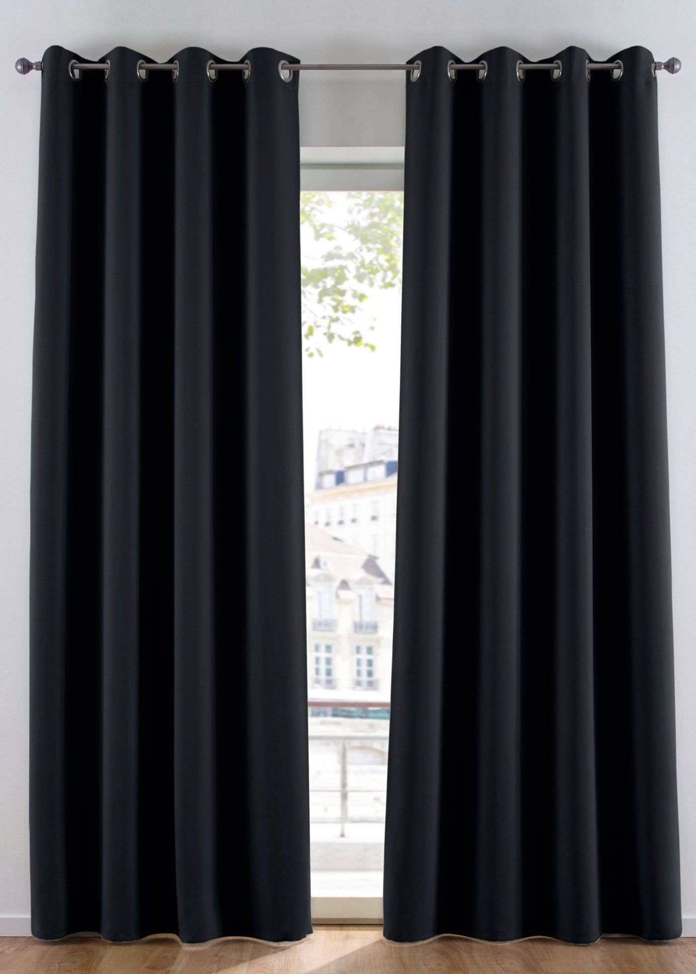 Draperii creponate negre cu inele