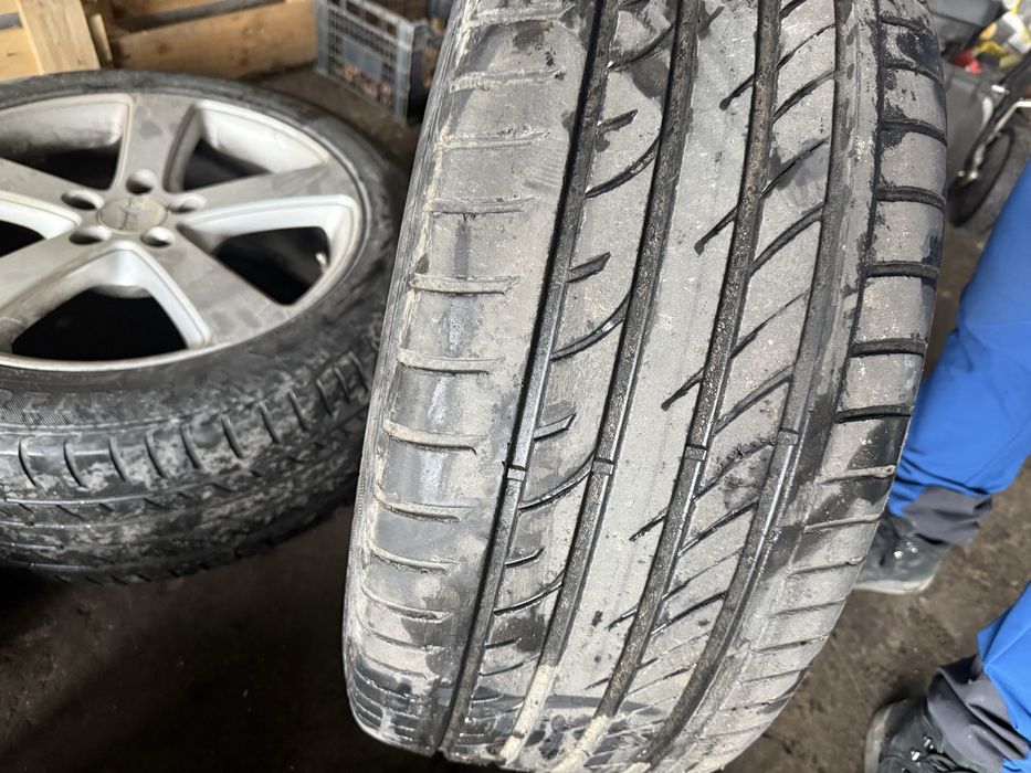 Джанти с гуми AUDI Q7 20 9.5j