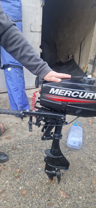 Продам мотор на лодку пвх