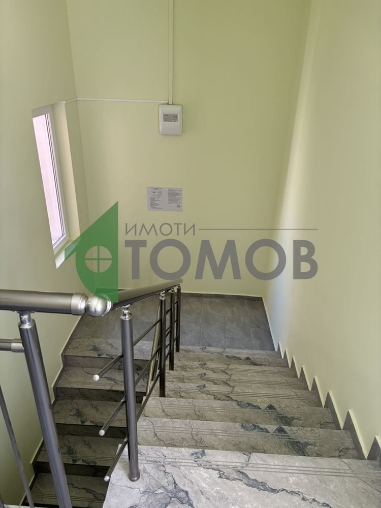 Продава се Тристаен апартамент в Стара Загора, Три чучура - север - 132 кв.м за 849 €/кв.м - Снимка #11
