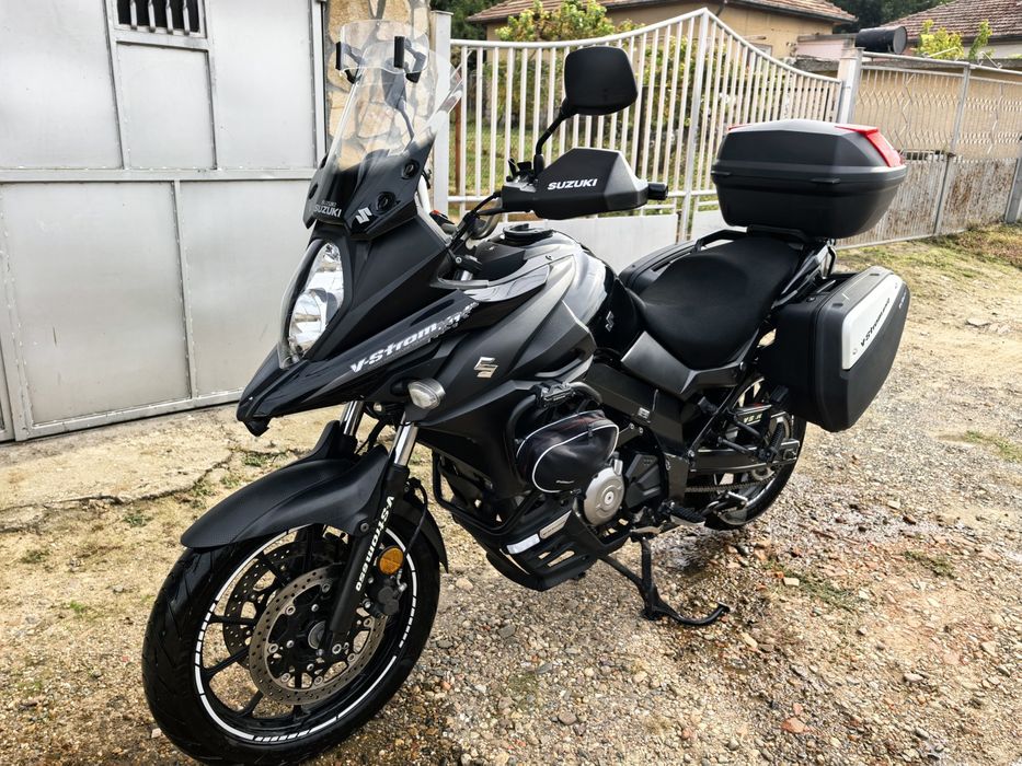 SUZUKI V-STROM 650 Продавам мотоциклет 650 cc