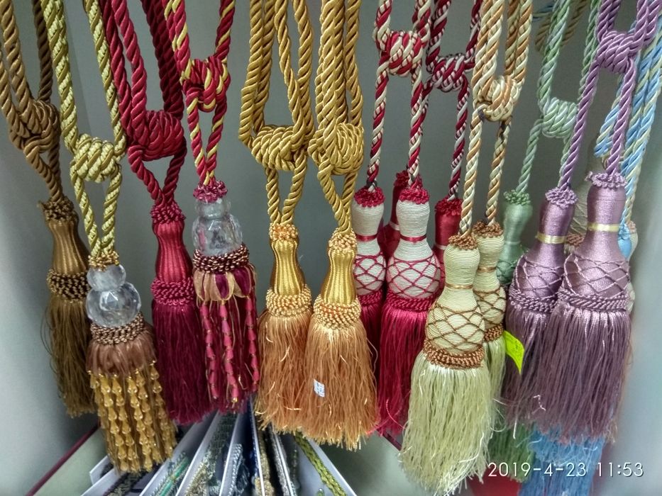 Прихваты для штор