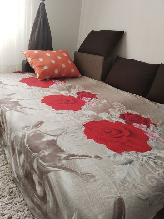 Garsoniera de vanzare,Tractorul-Coresi