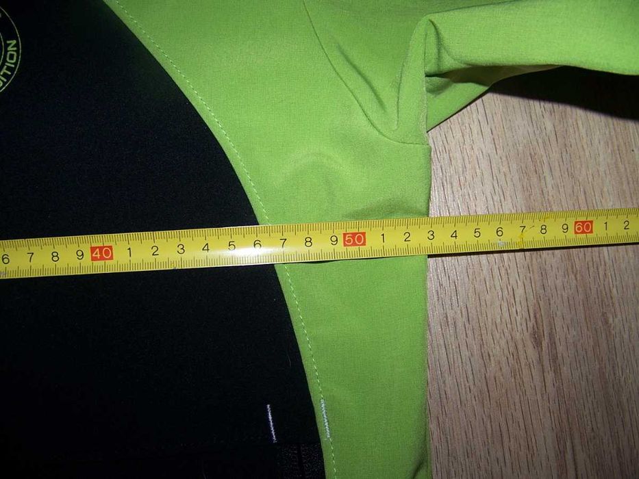 Jacheta si vesta de vant softshell/windstopper mar.L,XL si XXL