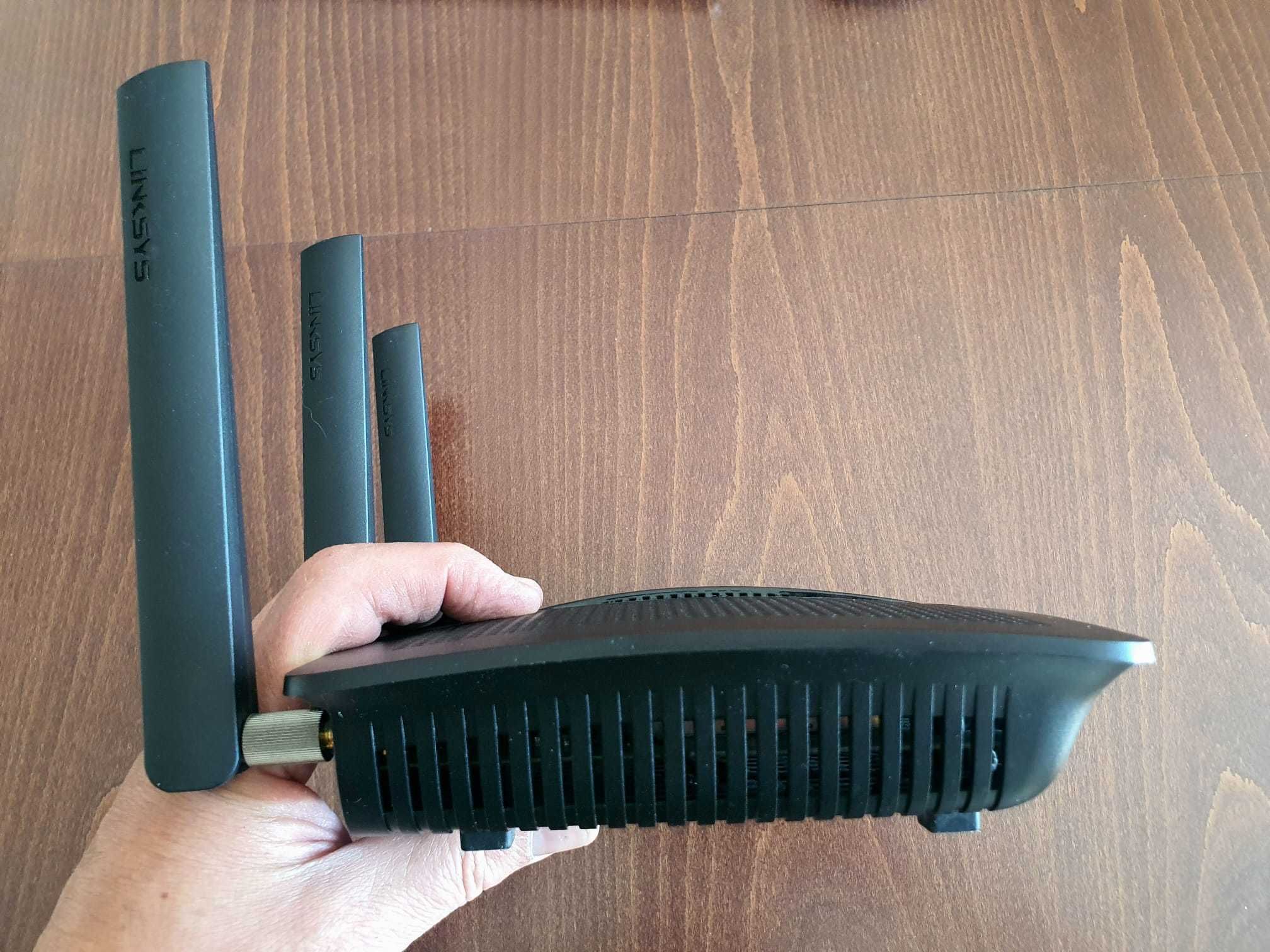 Linksys EA7500 рутер