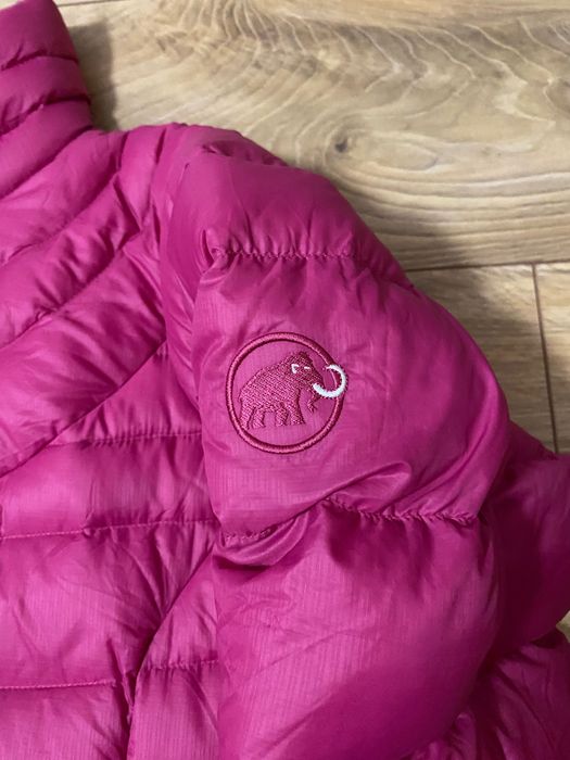 MAMMUT-jacheta cu puf, stare foarte buna, dame , marimea M