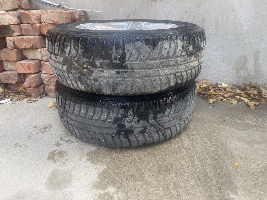 Продается зимние шины с дисками