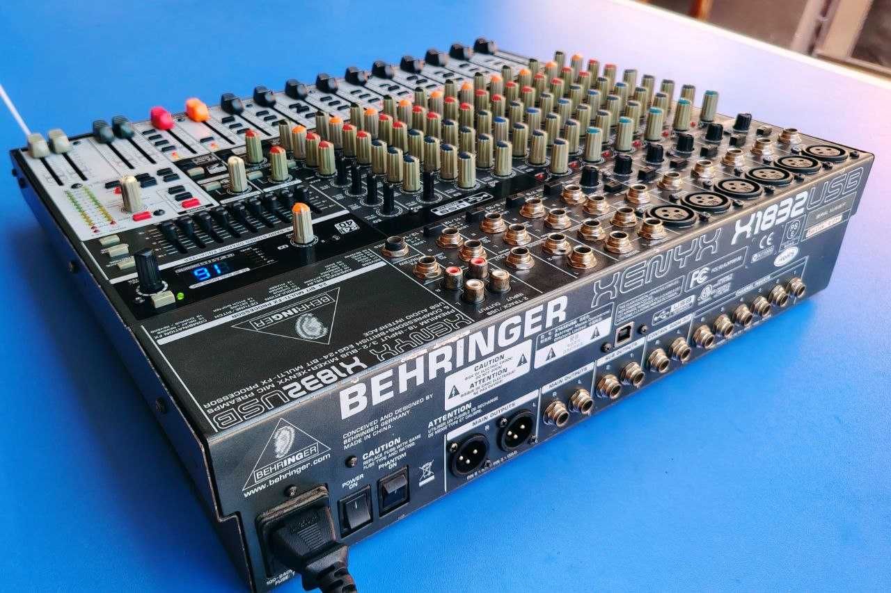 Behringer 1832 miksherniy pult sotiladi / Бененжер пульт