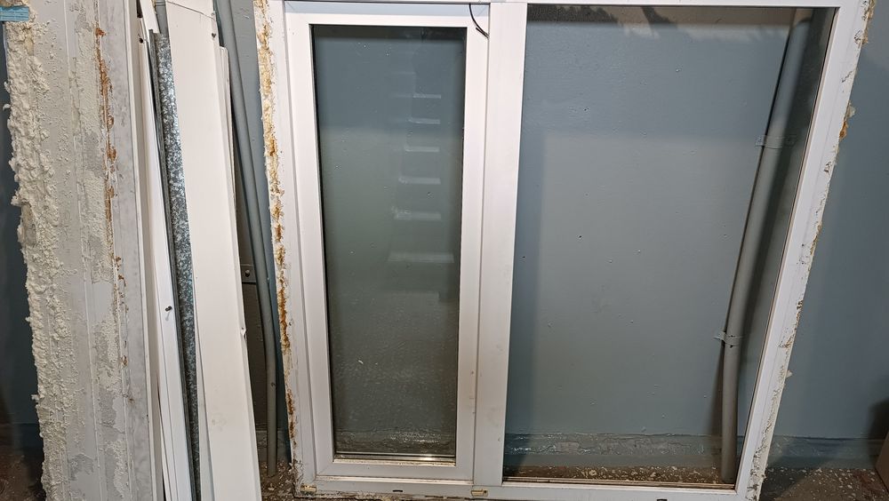 Продам пластиковое окно