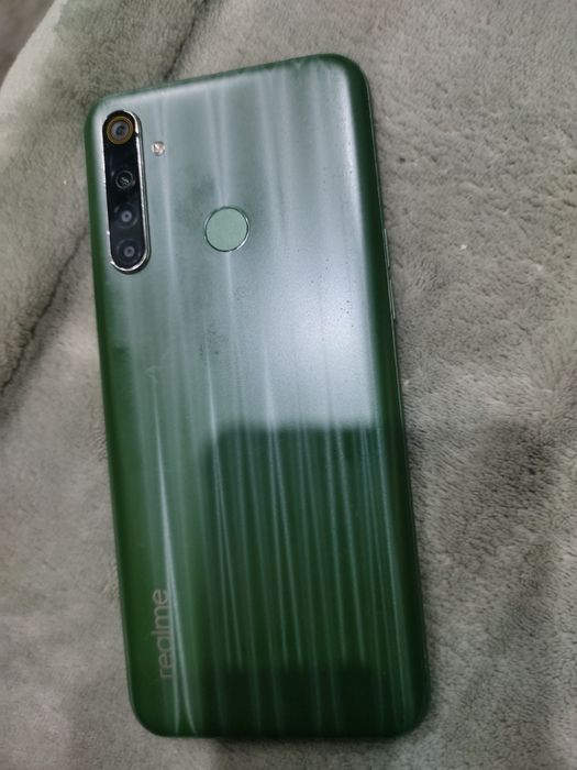 Продам телефон realme 6i 10000 тенге.
