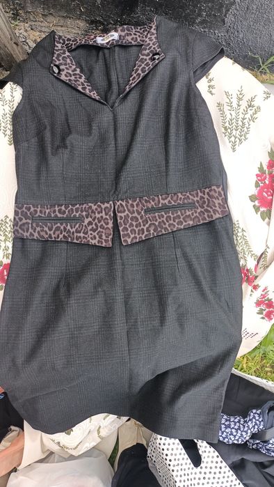 Продам женские вещи турецкие пиджак, юбки, платье