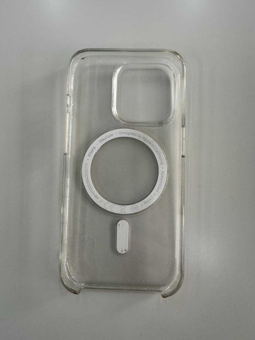 iPhone 15 Pro, Black Titanium, 256GB.