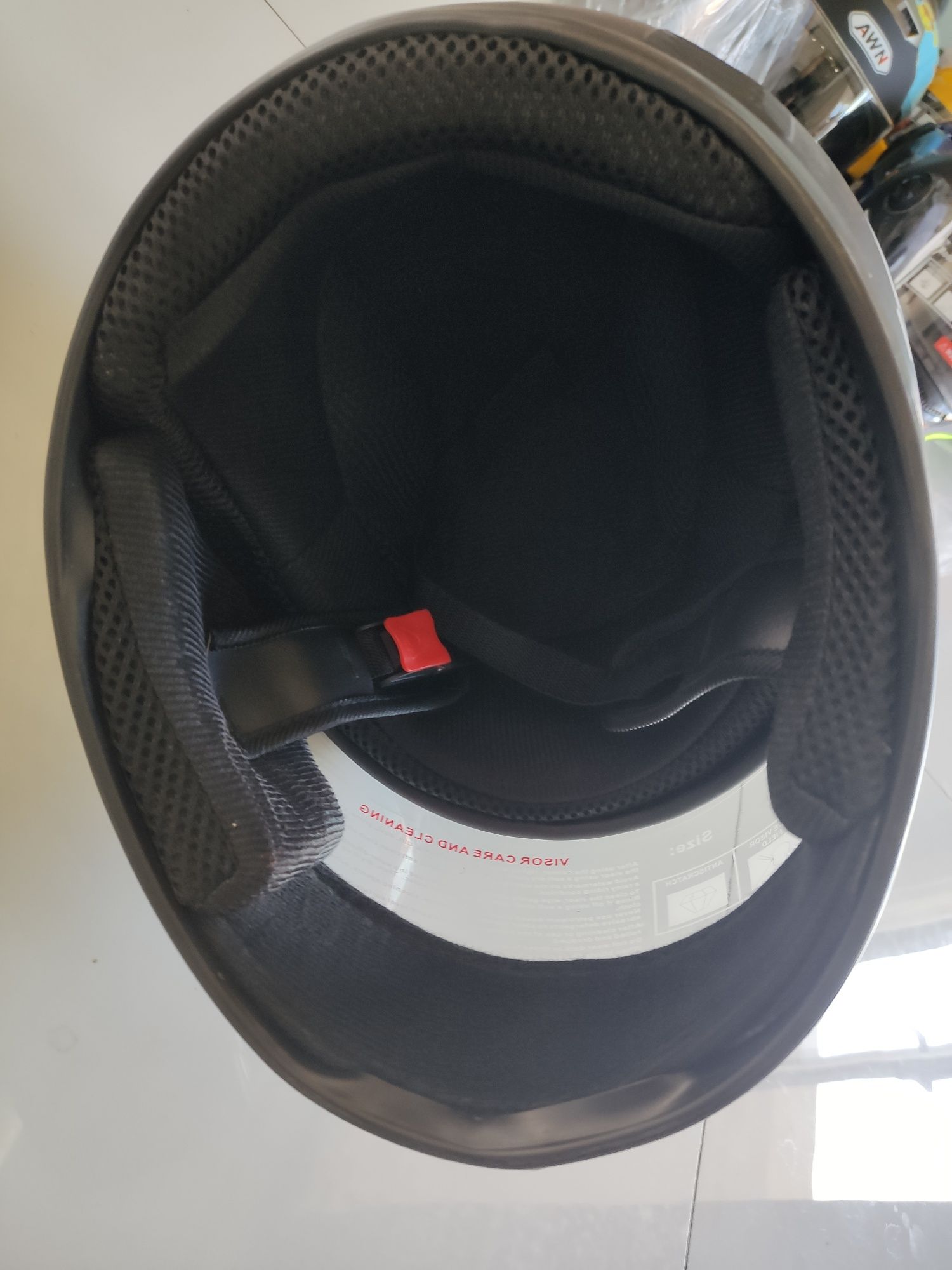 Skuter va motosikllar uchun kaska shlem YANGI