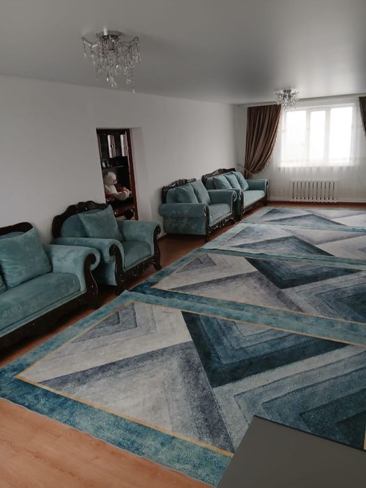 Продам мягкий уголок в хоршем состоянии