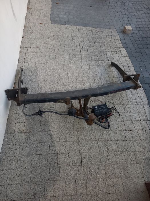 Теглич за МЕРЦЕДЕС-С класа