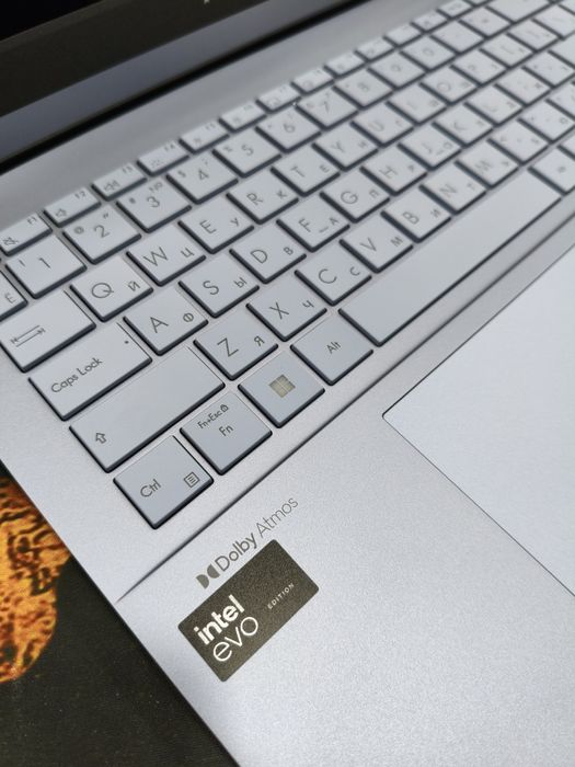 Ноутбук Noutbuk Asus vivobook s15 OLED Core Ultra 5 Bepul yetkazish bn