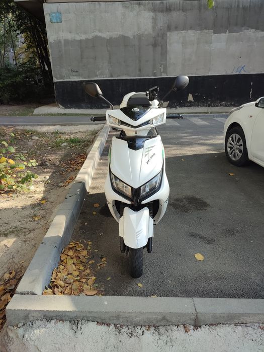 Скутер Jilang m8