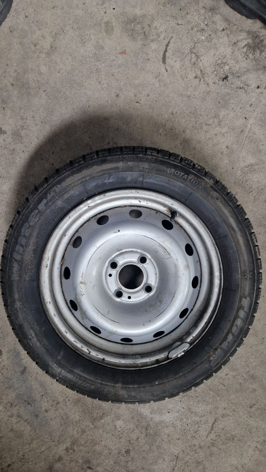Anvelopa cu janta 185 65 R15 Tigar