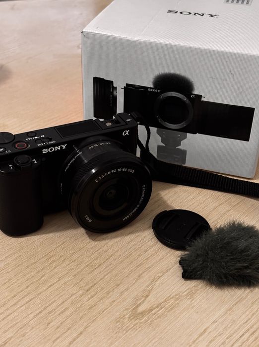 Камера Sony ZV E10