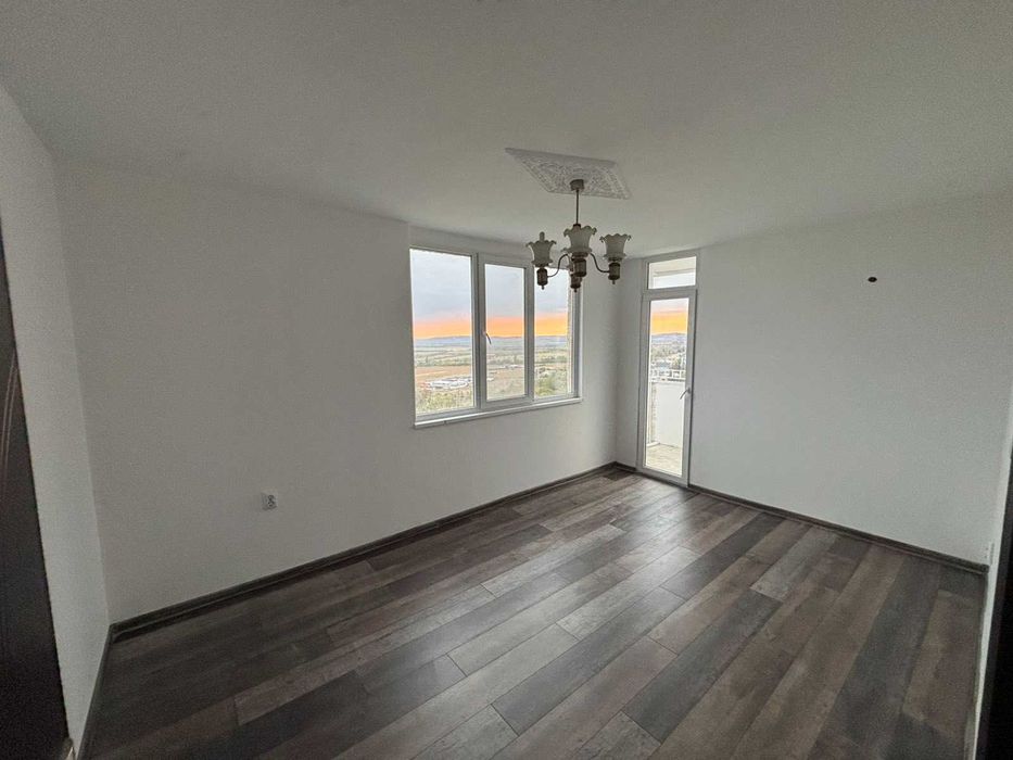 Продажба четиристаен апартамент