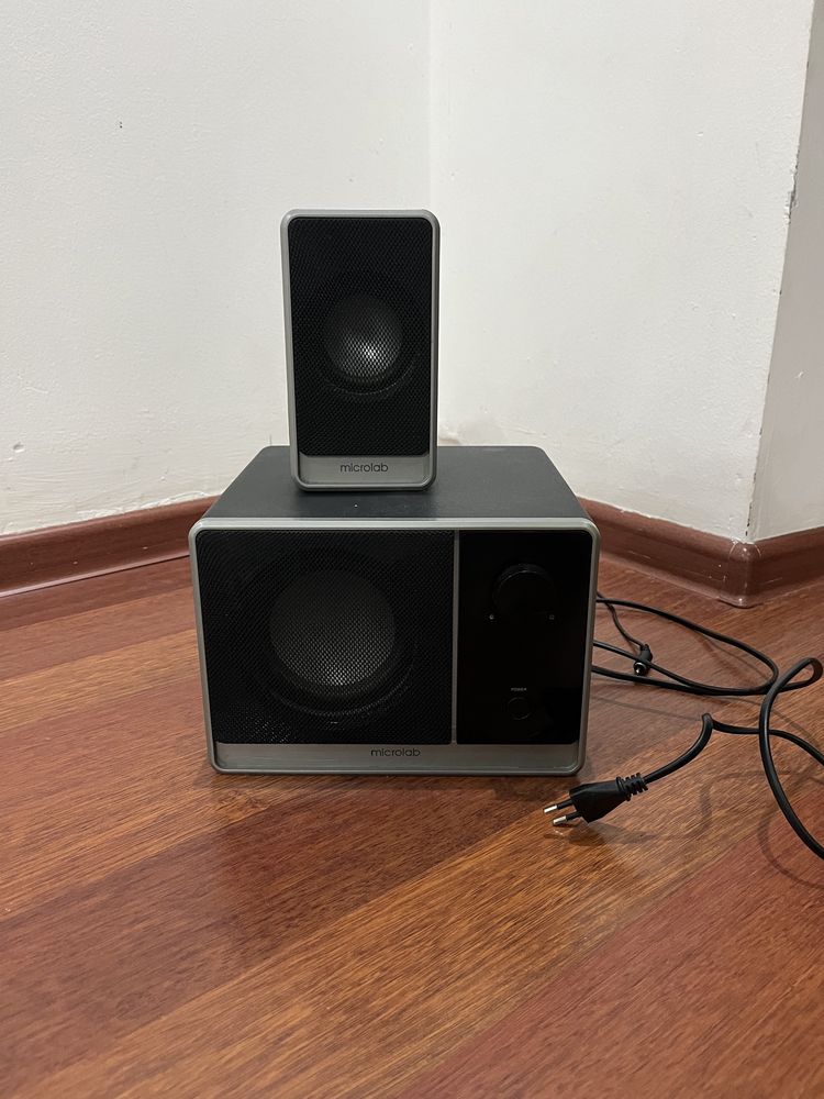 Продаю акустическую систему Microlab M-600
