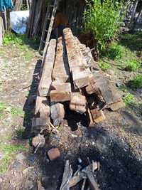 Grinzi de lemn de la o casa de 150 de ani