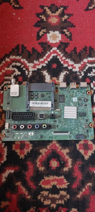 Placa de baza samsung UE32J4100