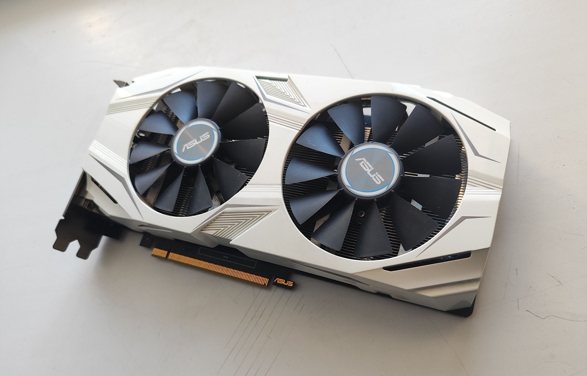 Видеокарта ASUS GeForce GTX 1060 DUAL OC 3Gb