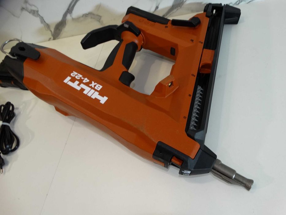04.2025 Hilti BX 4 - 22 / NURON - Уред за директен монртаж