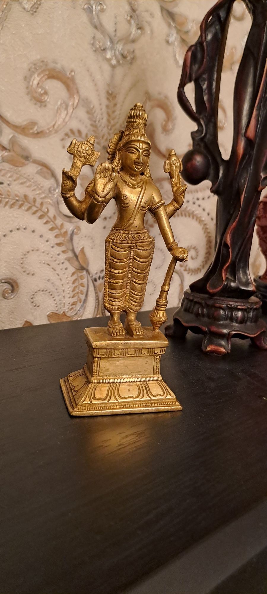 Statuetă masivă bronz