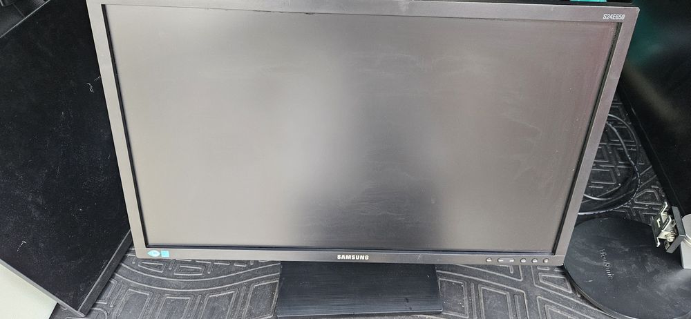 Монитори        .