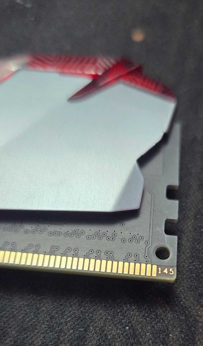 Рам Памет: ADATA XPG GAMMIX D30 8GB DDR4 3000Mhz