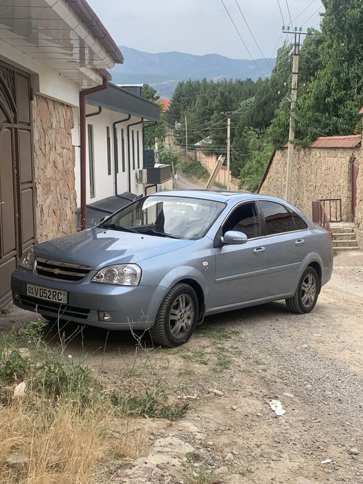 Lasseti 2013 1.6 sotiladi srocni