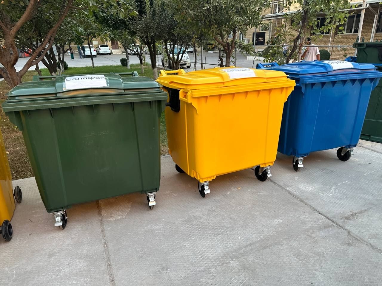 Мусорный контейнер, бак мусорный в ассортименте