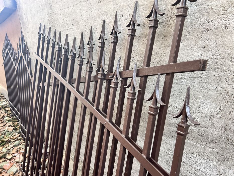 Elementi poarta fier