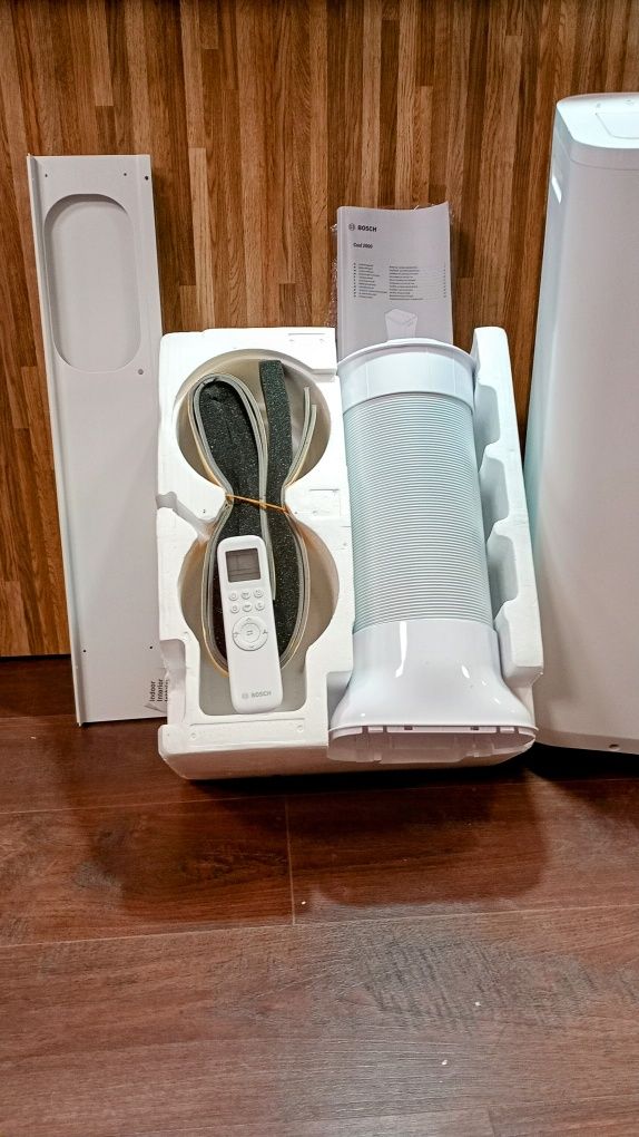 Bosch Cool 2000 мобилен климатик -3 в 1  /  
 Охлаждане до 35 m² 88 m³