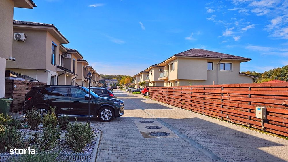 Casă de Vânzare în complex rezidențial cu 5 camere|Bucătărie|3 băi|Pod