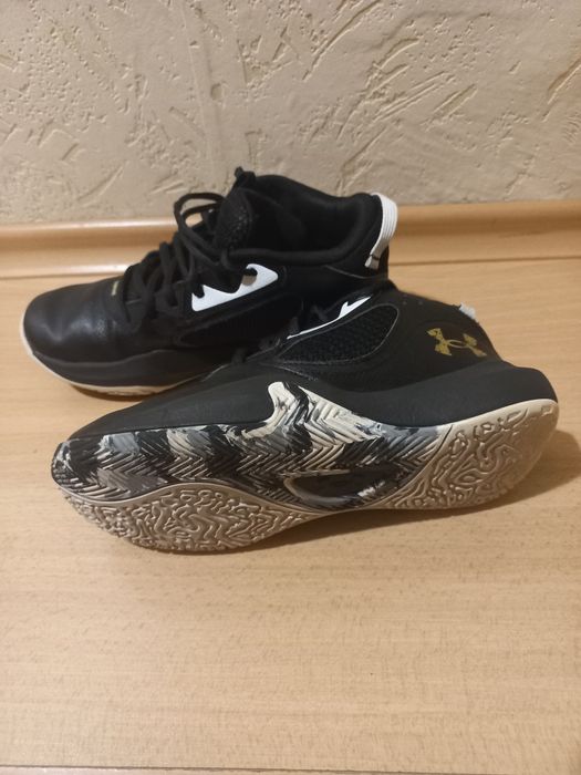 Маратонки Under Armour