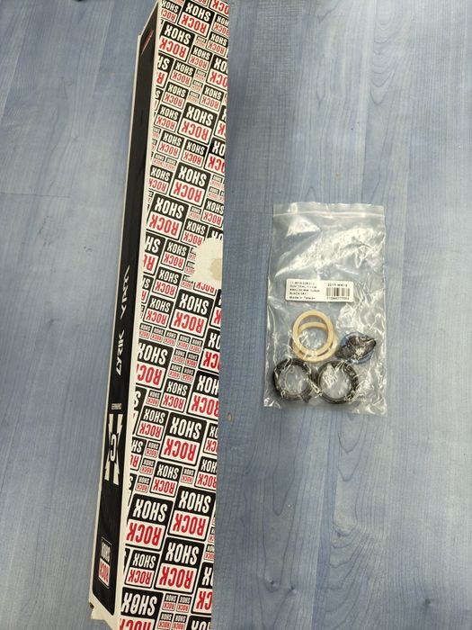 Rockshox Yari 160mm 29 15x110
