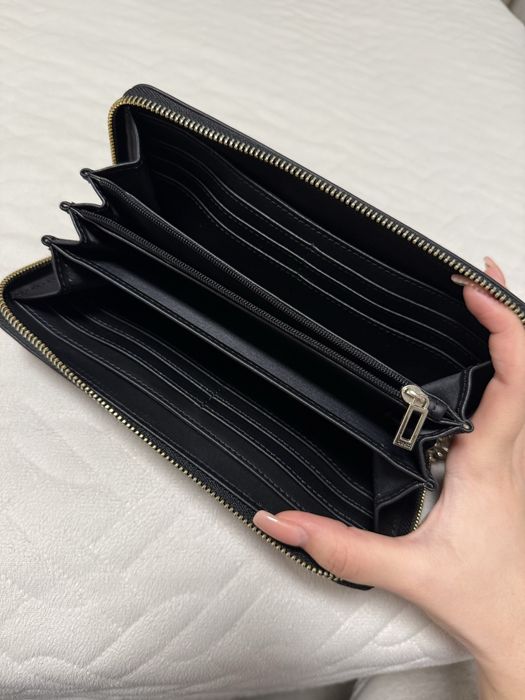 Оригинално портмоне Guess