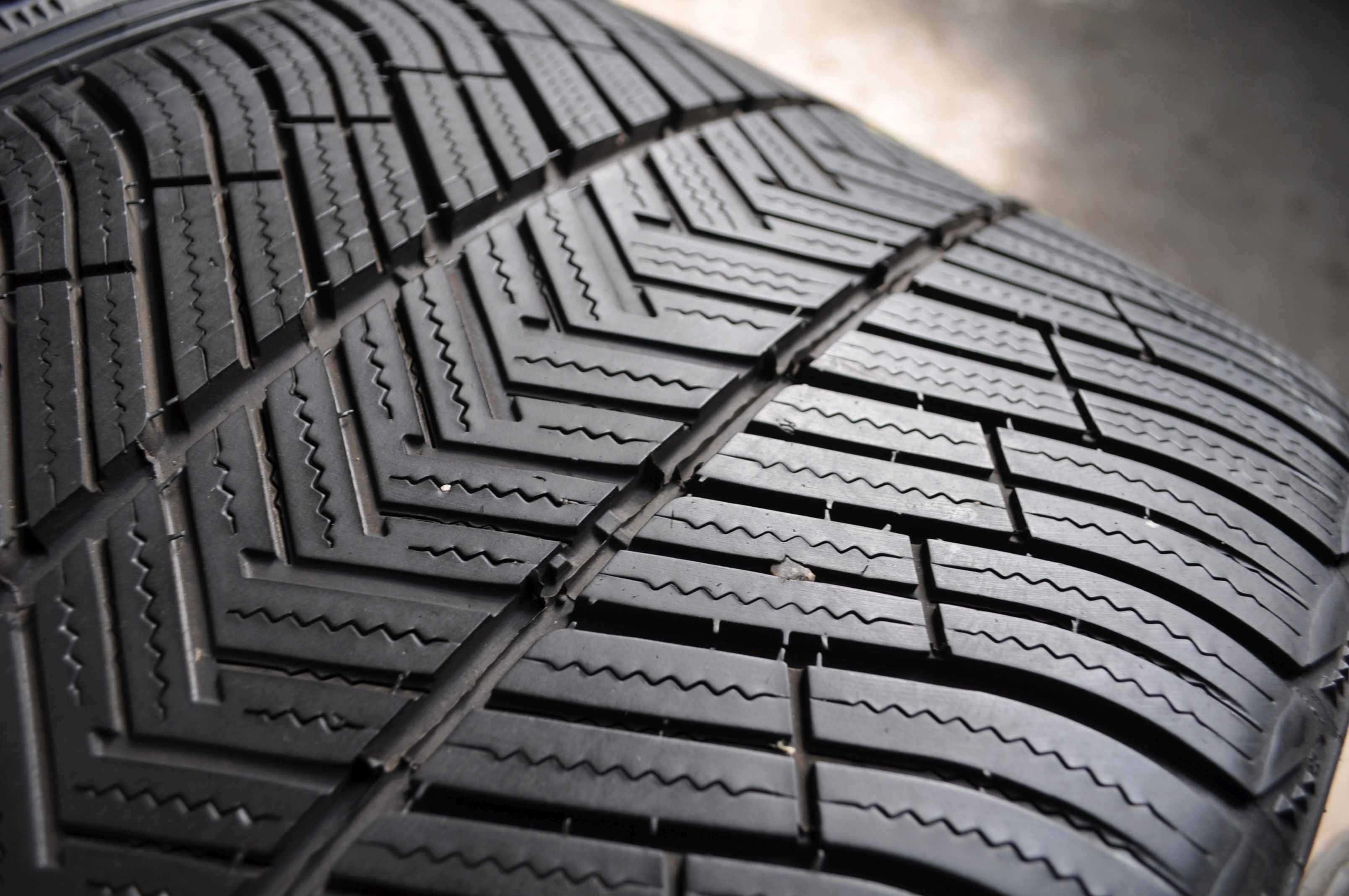 SET 2 Anvelope Iarna 295/30 R20 MICHELIN Pilot Alpin PA4 97V