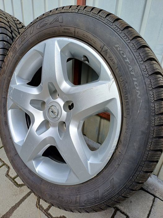 Anvelope iarna 205 55 r16