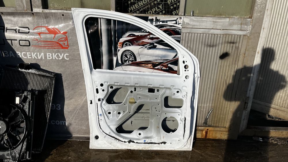 Dacia Dokker предна лява врата