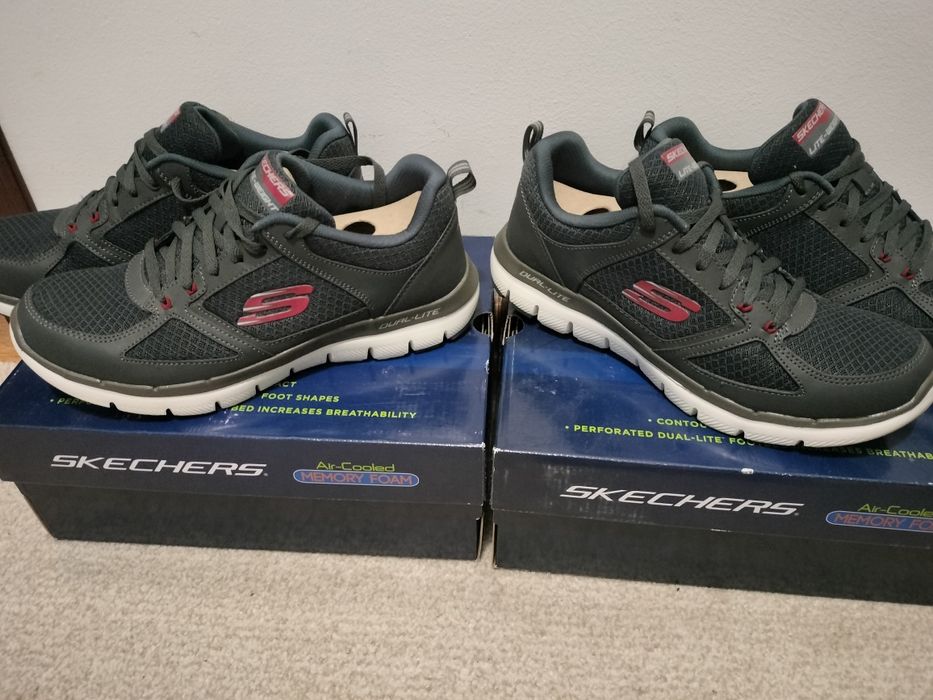 Vand adidasi SKECHERS nr 40