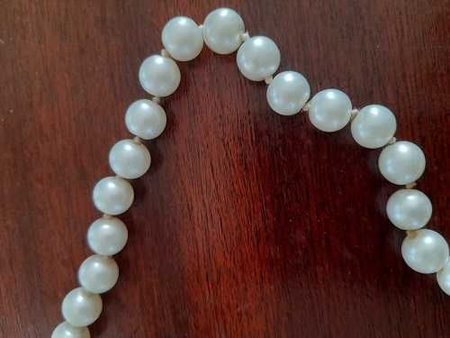 set de perle albe - colier si cercei