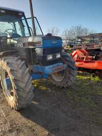 Dezmembrez tractor ford new holland 7840