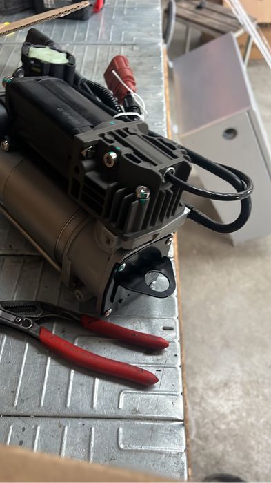 Perna aer spate w213 w212 w211 mercedes e class stanga dreapta noua