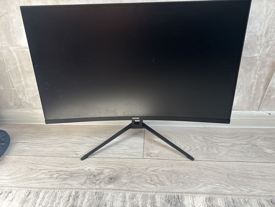 Продам игровой Монитор SANC 75гц